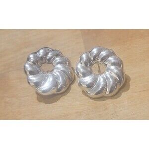 Vintage Taxco Mexico Artisan Crafted Sterling Silver Post Earrings Reath Jacket